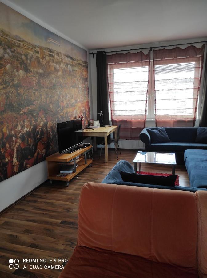 Apartment Maximilian Pressburg Exterior foto