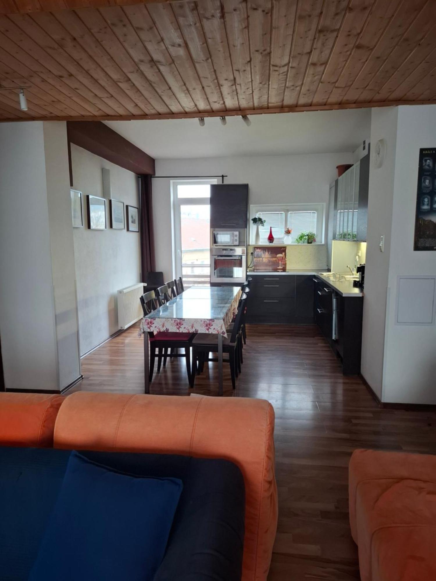 Apartment Maximilian Pressburg Exterior foto