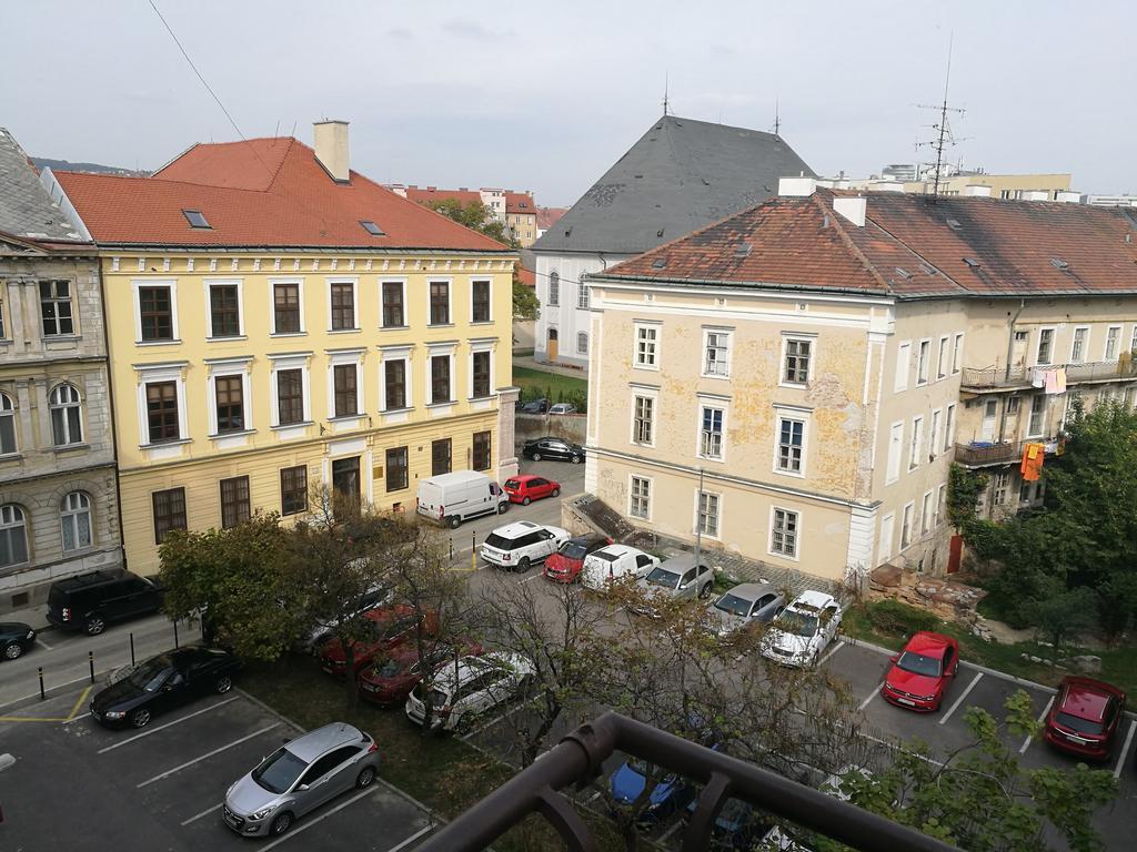 Apartment Maximilian Pressburg Exterior foto